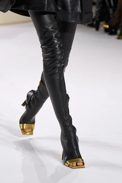 Look 40